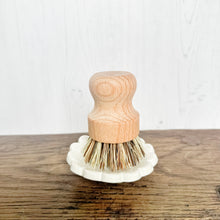 Load image into Gallery viewer, Handmade ceramic scalloped pot brush stand