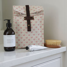 Load image into Gallery viewer, Olive &amp; Daisy Luxury Washbag in Raspberry Anneli Linen