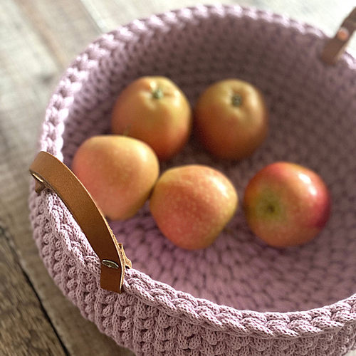 Close up of apples inside the handmade crochet basket by Kate Keller Handmade - bread basket or fruit basket